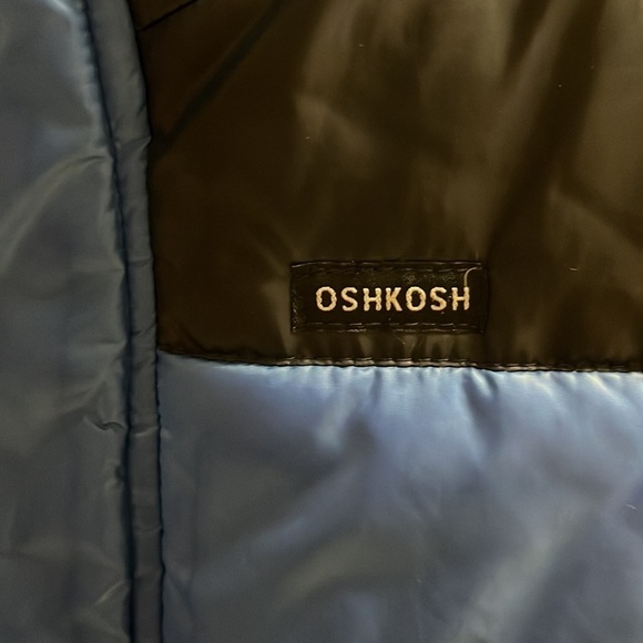 Boys kids, OshKosh B’Gosh size 12 puffer vest blue navy blue​​​ - Picture 2 of 5